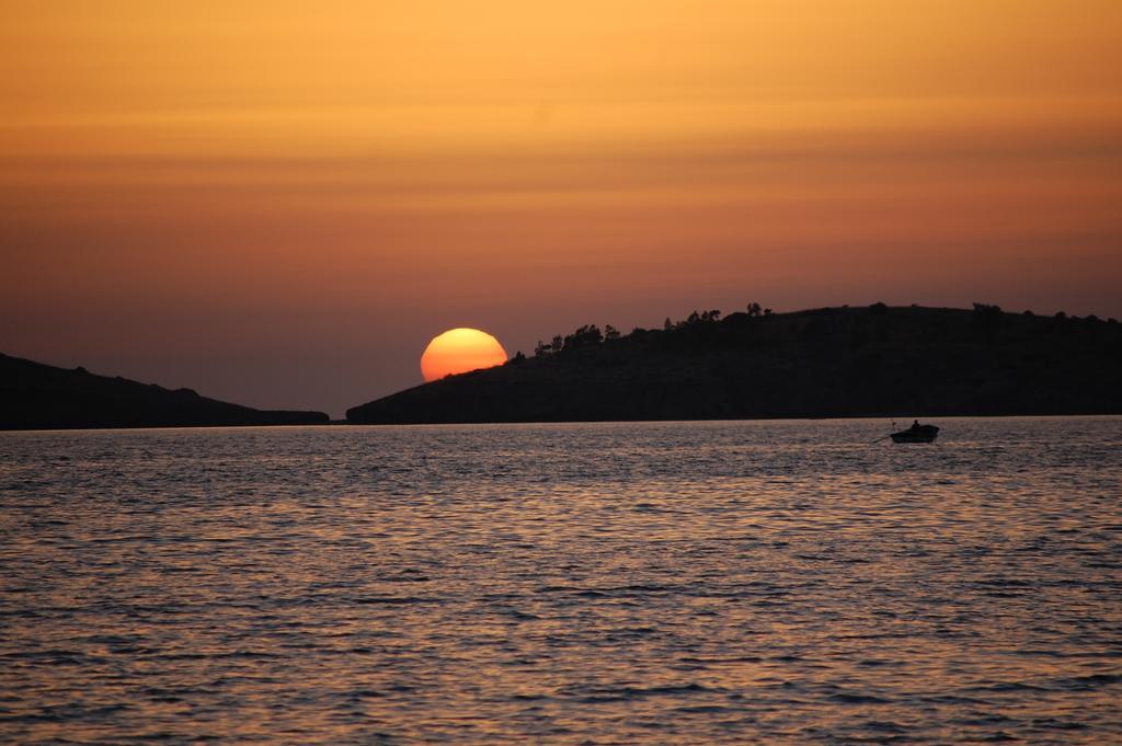 Villa Dedem Hotel Foça Exterior foto